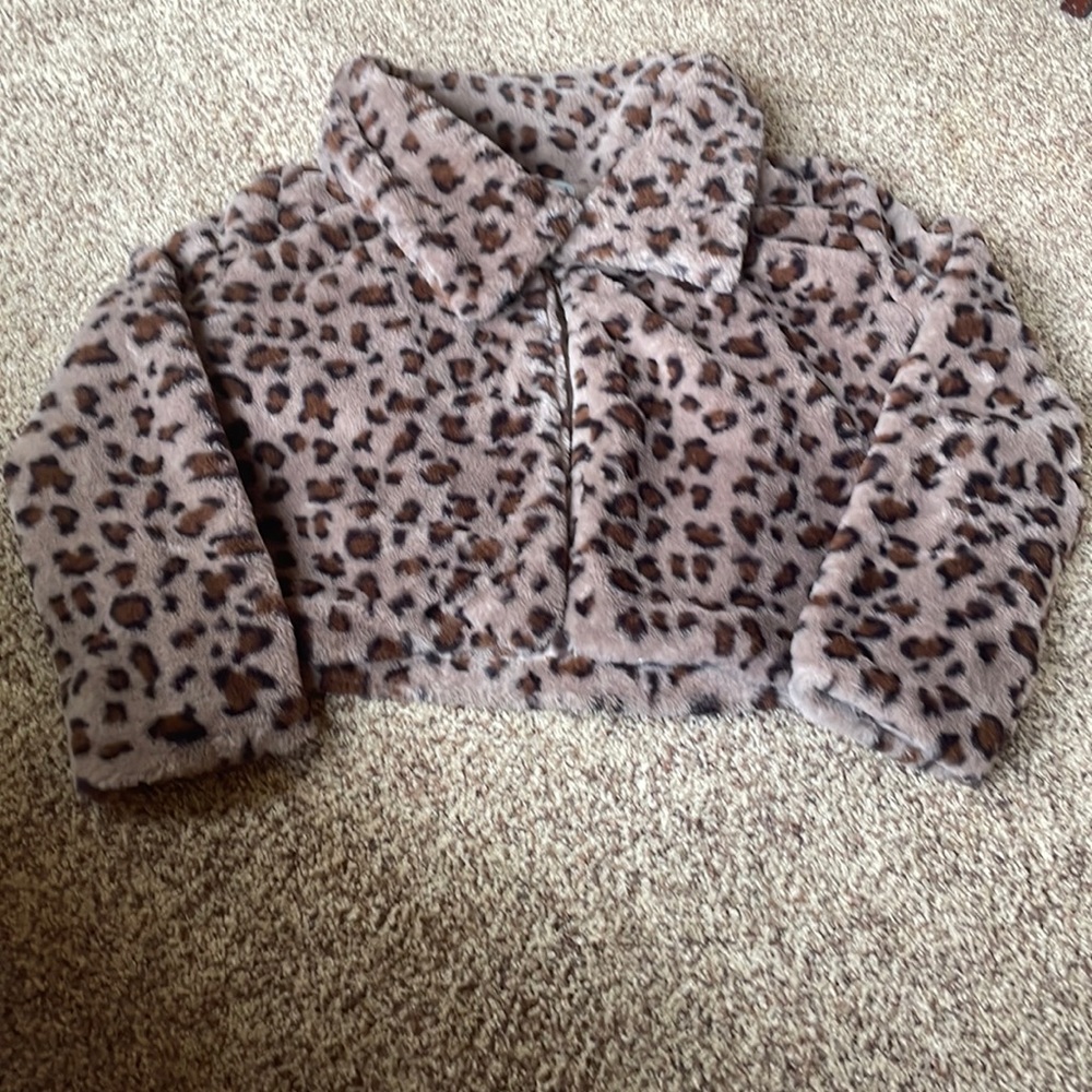 REDUCED - 36point5 Fuzzy Leopard Print Jacket